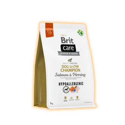 Сухий для собак Brit Care Hypoallergenic Dog Show Champion 3 кг - лосось та оселедець - pawow.com.ua