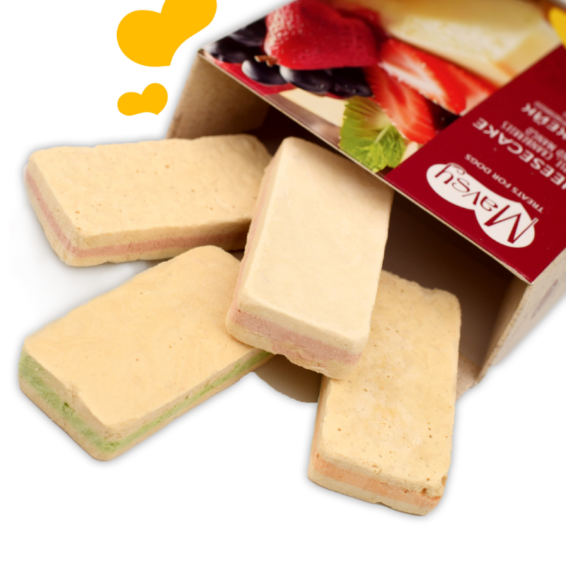 Упаковка ласощів для собак від 3-х місяців Mavsy Freeze dried CHEESECAKE WITH APPLE, CRANBERRIES AND MANGO чізкейк з яблуком, журавлиною та манго