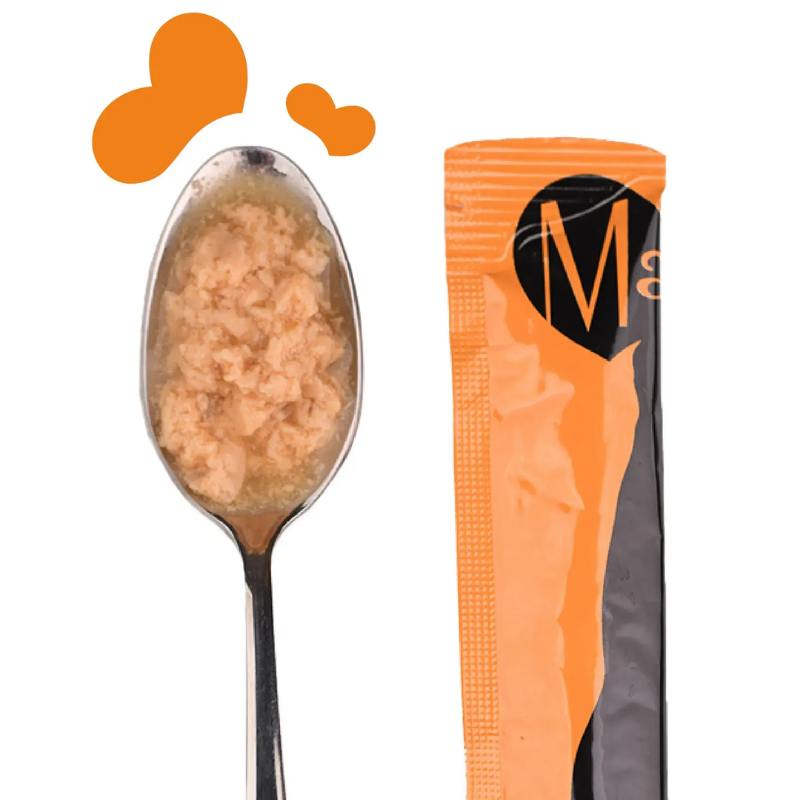 Вигляд ласощів кремових для котів Mavsy Creamy superfood STEWED RABBIT IN RIPE PERSIMMON SAUCE WITH CHIA SEEDS у вигляді тушкованого кролика у підливці зі стиглої хурми з додаванням насіння чіа