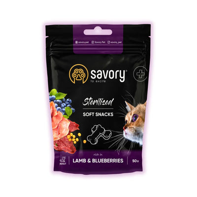 Savory Sterilized ласощі для котів 50 г - ягня та чорниця